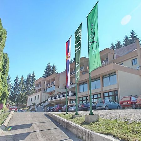 Hotel Javor Kusici Екстер'єр фото